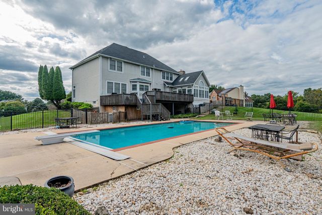 8 DEEP POWDER CT, Woodstock, MD 21163