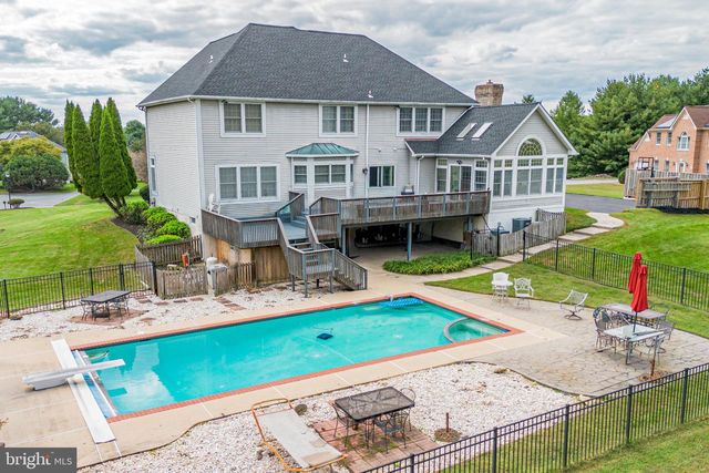 8 DEEP POWDER CT, Woodstock, MD 21163