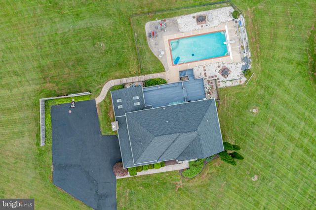 8 DEEP POWDER CT, Woodstock, MD 21163