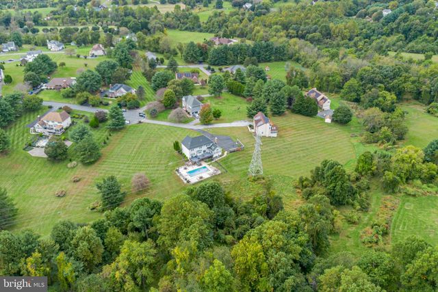 8 DEEP POWDER CT, Woodstock, MD 21163