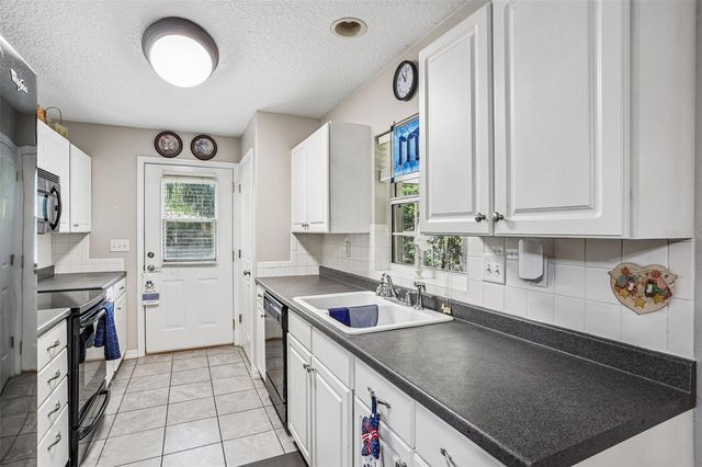1274 N PALMETTO CIRCLE, Eustis, FL 32726
