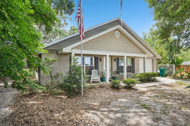 1274 N PALMETTO CIRCLE, Eustis, FL 32726
