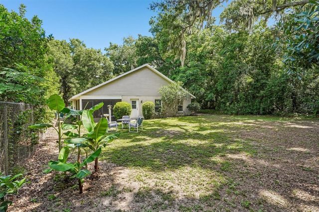 1274 N PALMETTO CIRCLE, Eustis, FL 32726