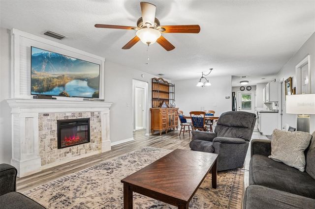 1274 N PALMETTO CIRCLE, Eustis, FL 32726