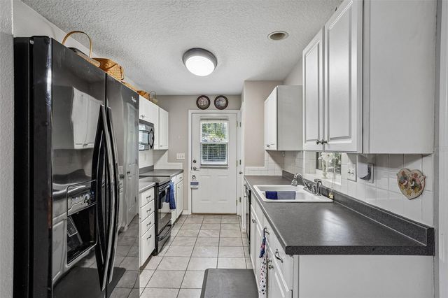 1274 N PALMETTO CIRCLE, Eustis, FL 32726