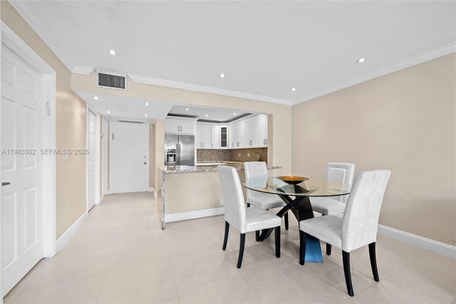 329 SE 3rd St 103S, Hallandale Beach, FL 33009