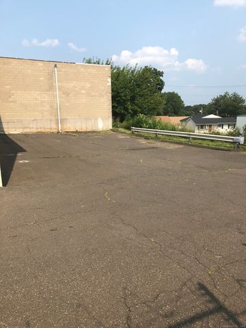 910 Boston Post Road 3, West Haven, CT 06516