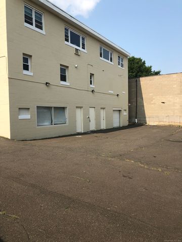 910 Boston Post Road 3, West Haven, CT 06516