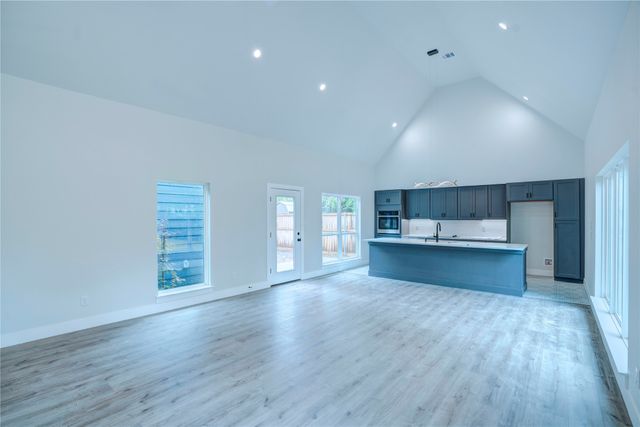 11535 Strand Street, Dallas, TX 75218