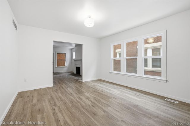 2509 Gladstone Street, Detroit, MI 48206