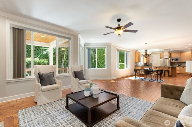 14809 NE 63rd Court, Redmond, WA 98052