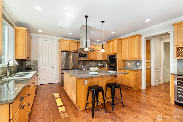14809 NE 63rd Court, Redmond, WA 98052
