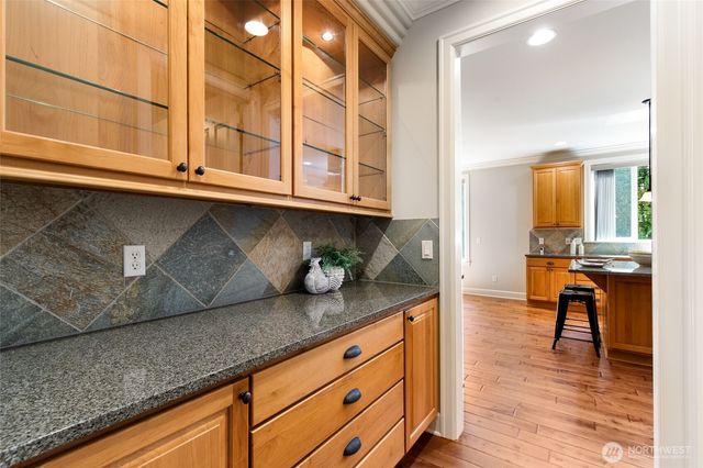 14809 NE 63rd Court, Redmond, WA 98052