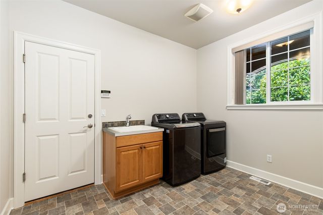 14809 NE 63rd Court, Redmond, WA 98052