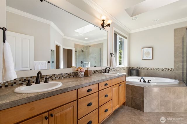 14809 NE 63rd Court, Redmond, WA 98052