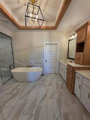 11275 S Gleason Road, Olathe, KS 66061