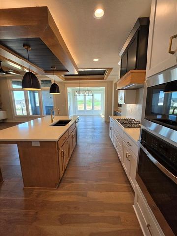 11275 S Gleason Road, Olathe, KS 66061