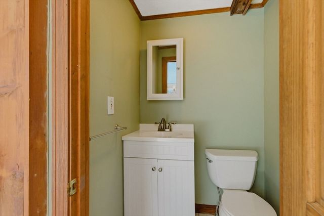 2 North Street, Merrimac, MA 01860