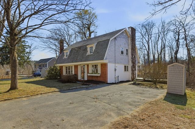 2 North Street, Merrimac, MA 01860