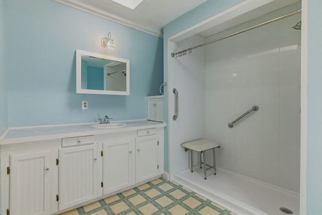 2 North Street, Merrimac, MA 01860