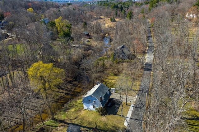 2 North Street, Merrimac, MA 01860