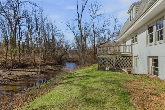 2 North Street, Merrimac, MA 01860