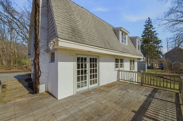 2 North Street, Merrimac, MA 01860