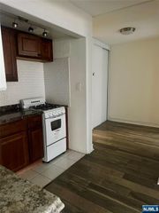 3001 Edwin Avenue 2E, Fort Lee, NJ 07024