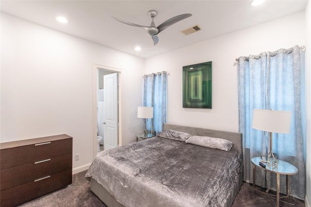 2209 Chenevert Street B, Houston, TX 77003