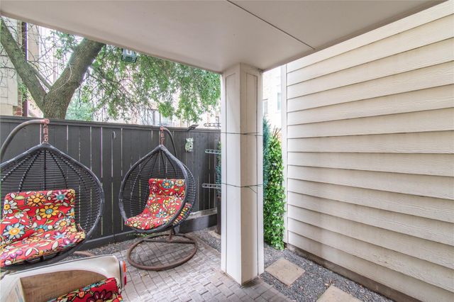 2209 Chenevert Street B, Houston, TX 77003