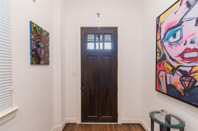 2209 Chenevert Street B, Houston, TX 77003