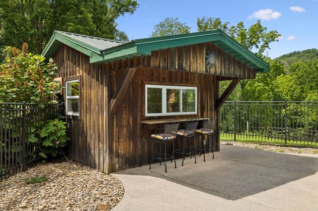 2671 Sanford Rd, Nolensville, TN 37135