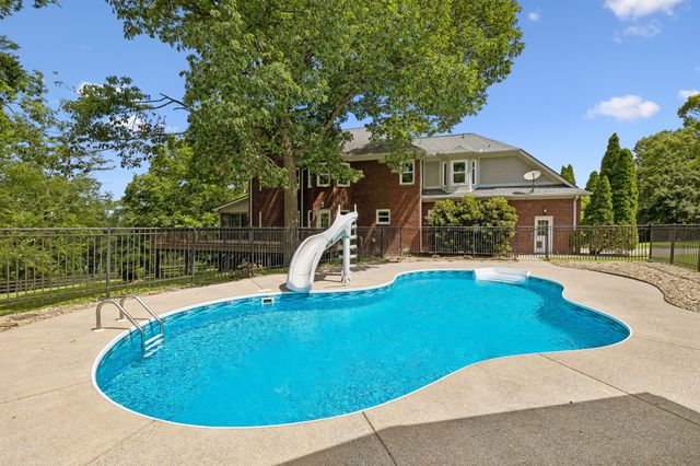 2671 Sanford Rd, Nolensville, TN 37135