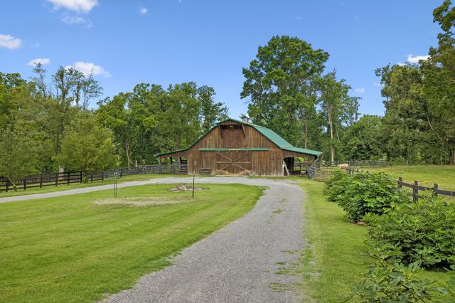2671 Sanford Rd, Nolensville, TN 37135