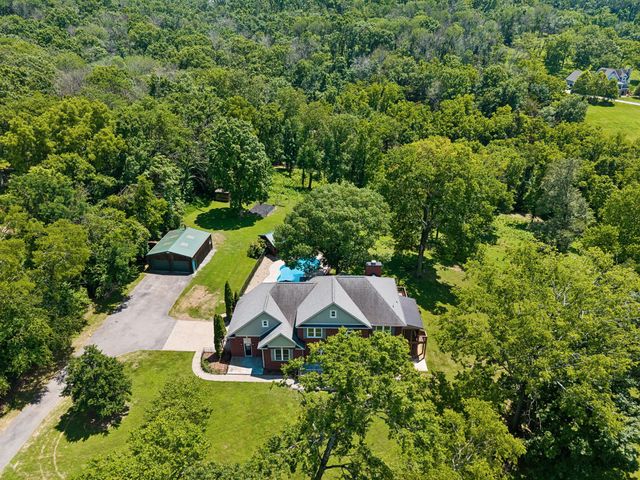2671 Sanford Rd, Nolensville, TN 37135