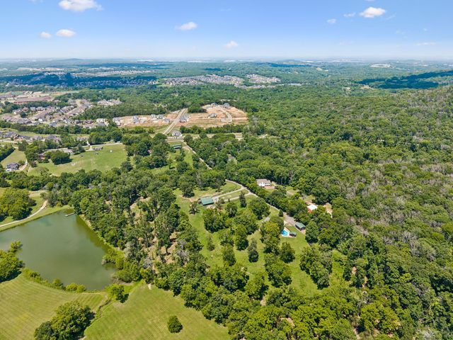 2671 Sanford Rd, Nolensville, TN 37135