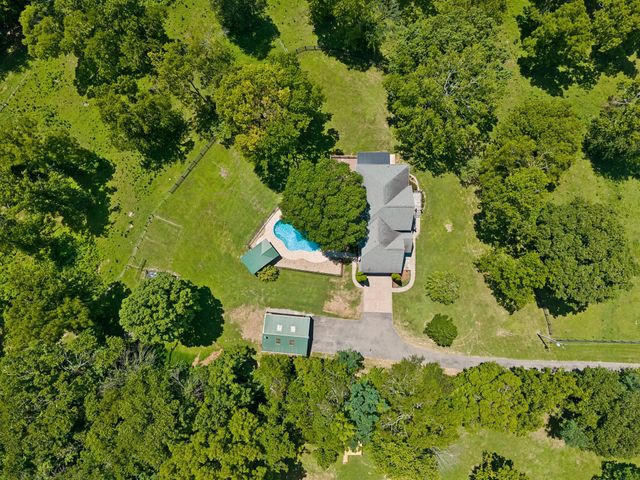 2671 Sanford Rd, Nolensville, TN 37135