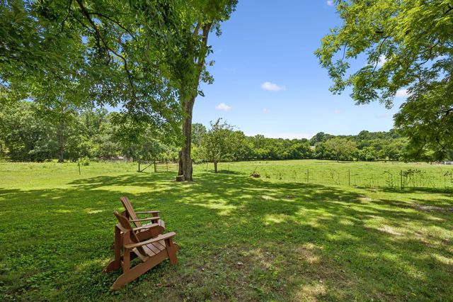2671 Sanford Rd, Nolensville, TN 37135
