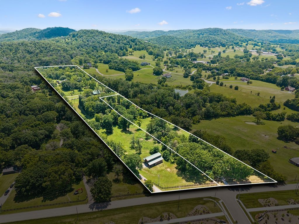 2671 Sanford Rd, Nolensville, TN 37135