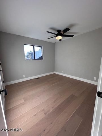 880 E OAK Drive, Munds Park, AZ 86017