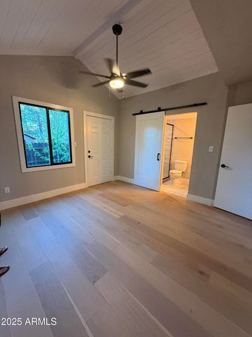 880 E OAK Drive, Munds Park, AZ 86017