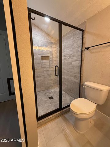 880 E OAK Drive, Munds Park, AZ 86017