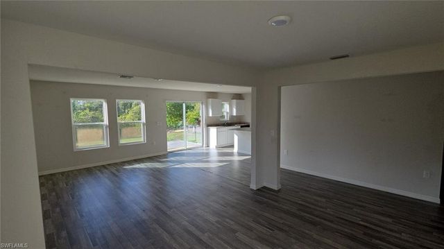 354 Western AVE S, Lehigh Acres, FL 33974