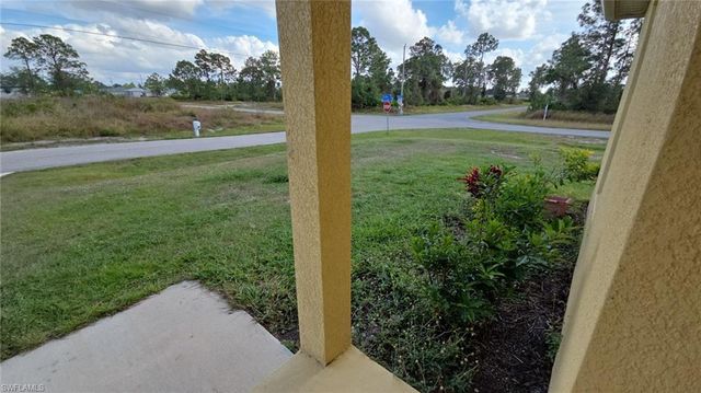 354 Western AVE S, Lehigh Acres, FL 33974