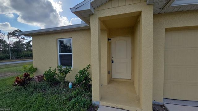 354 Western AVE S, Lehigh Acres, FL 33974