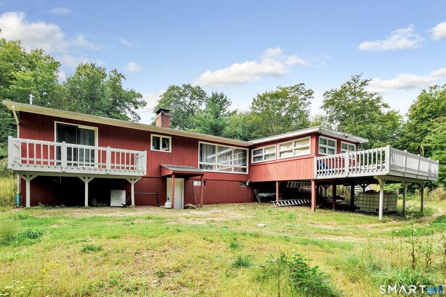75 Crestwood Road, Bethany, CT 06524