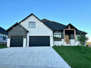 6030 South Holland Avenue, Springfield, MO 65810