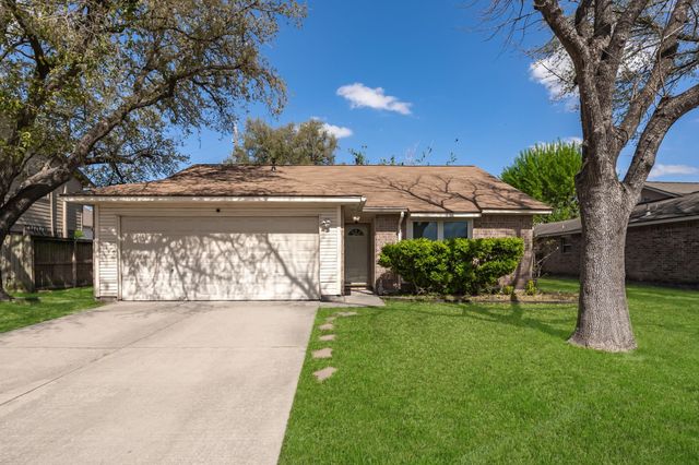 16206 Villa Del Norte Drive, Houston, TX 77073