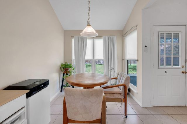 16206 Villa Del Norte Drive, Houston, TX 77073