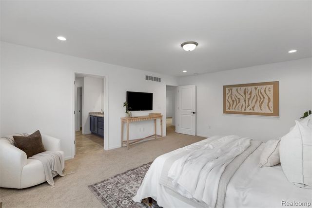 50284 Hedgewood Drive, Canton, MI 48187